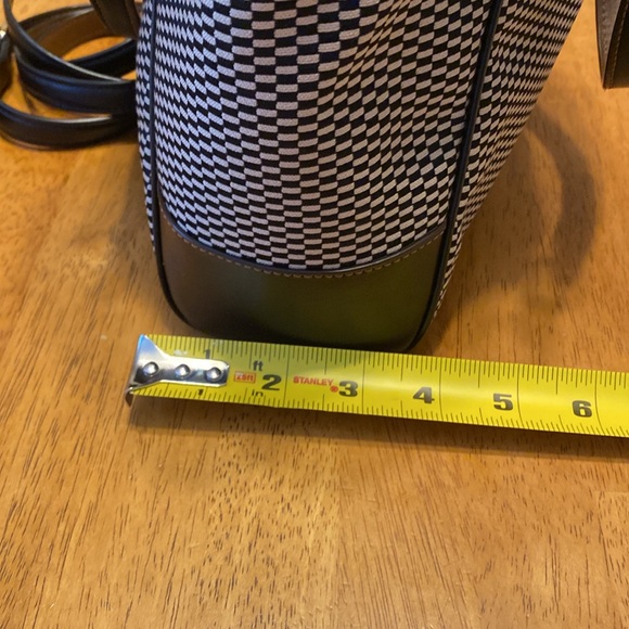 Coach purse with crossbody strap - Picture 8 of 8